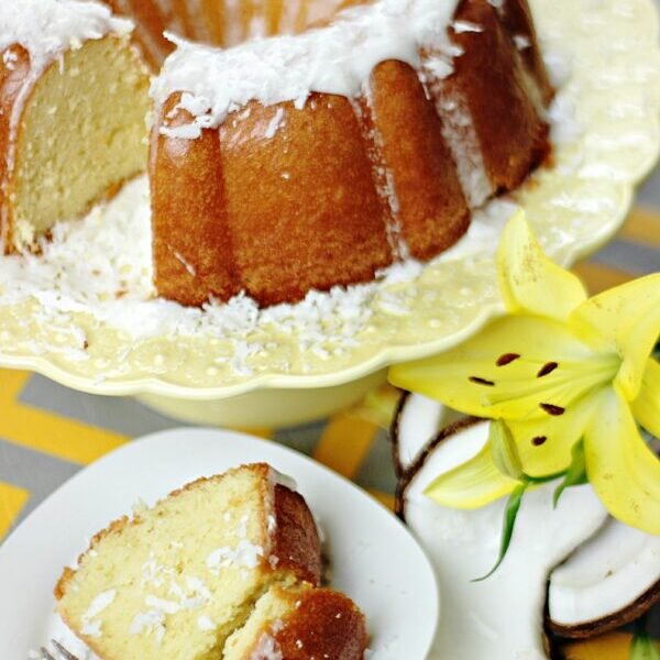 Coconut Cake, Serves 8 - 12
