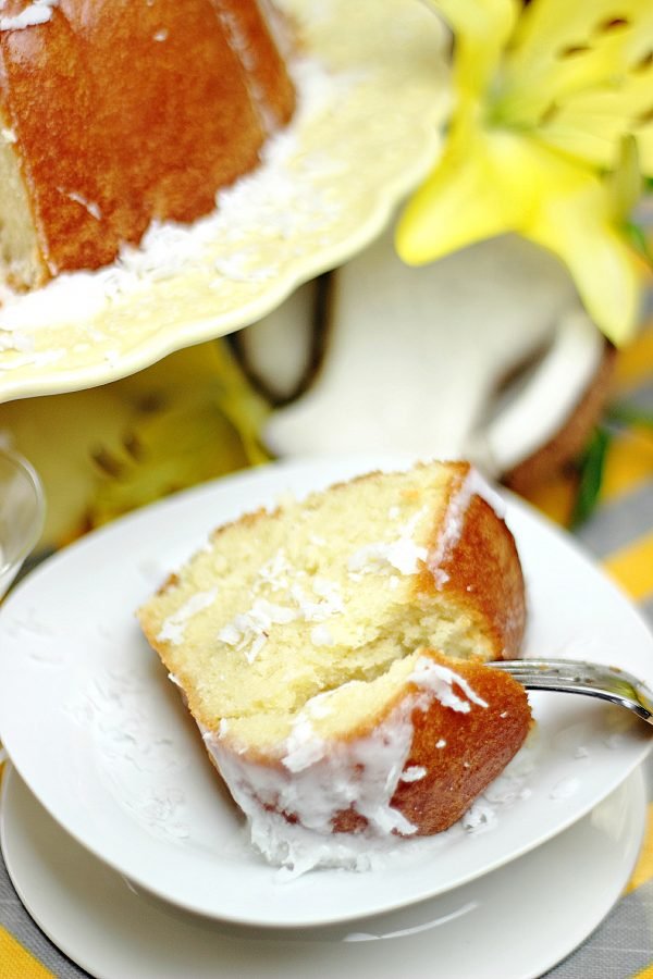 Coconut Cake - Image 2