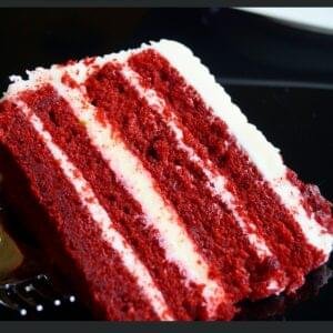 Red Velvety Cake, Serves 8-12 - Image 2